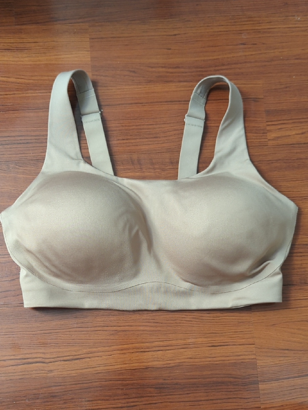 All In Motion Seamless Nude Bra with Wide Straps 38D